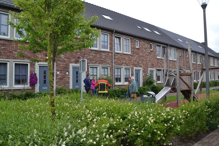 Bewoners ruiken aparte lucht in woning