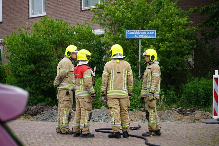 Gasleiding gesprongen bij graafwerkzaamheden