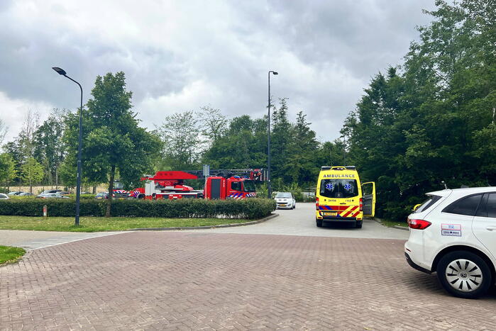 Zoekactie naar persoon in water bij Kasteel Erenstein