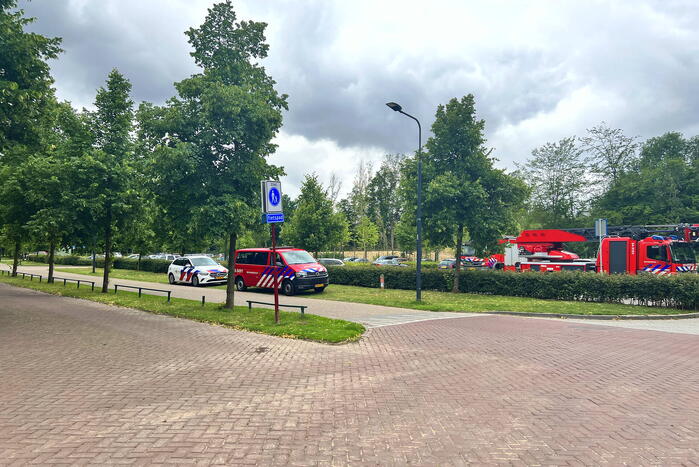 Zoekactie naar persoon in water bij Kasteel Erenstein