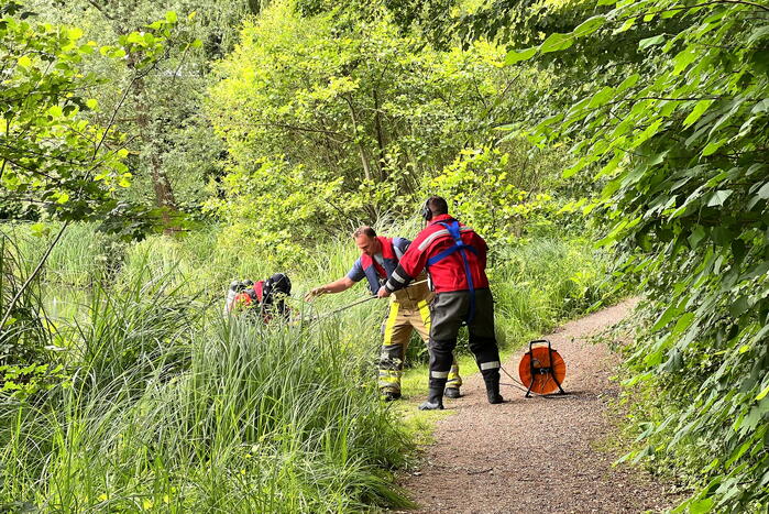 Zoekactie naar persoon in water bij Kasteel Erenstein