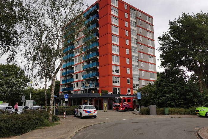 Rook in appartement door aangebrand broodje in magnetron