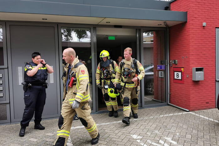 Rook in appartement door aangebrand broodje in magnetron