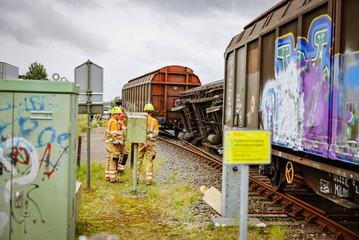 Wagon Ponlijn gekanteld