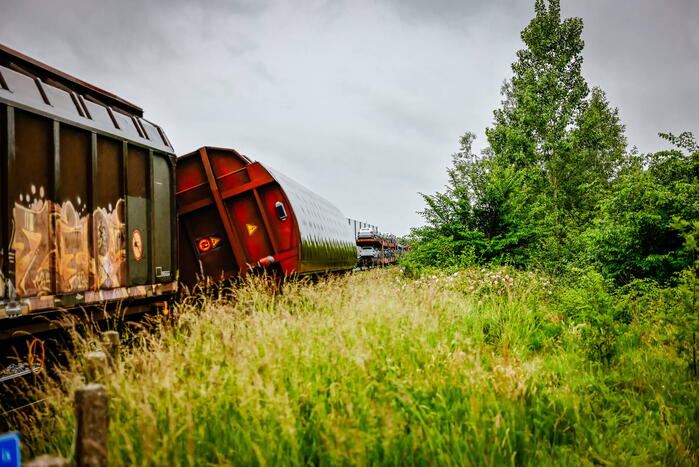 Wagon Ponlijn gekanteld
