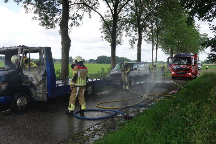 Autoambulance verwoest vanwege brand