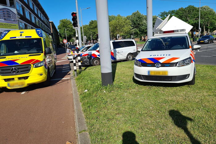 Scooterrijder gewond bij botsing met auto