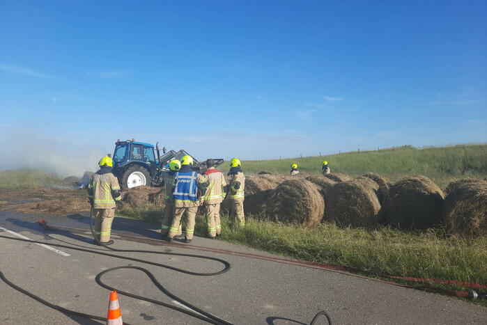 Meerdere hooibalen in brand