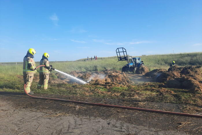 Meerdere hooibalen in brand