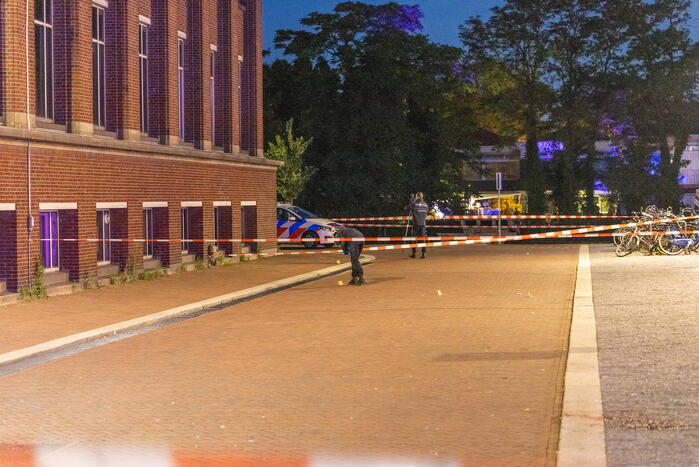 Zwaar gewonde bij steekpartij