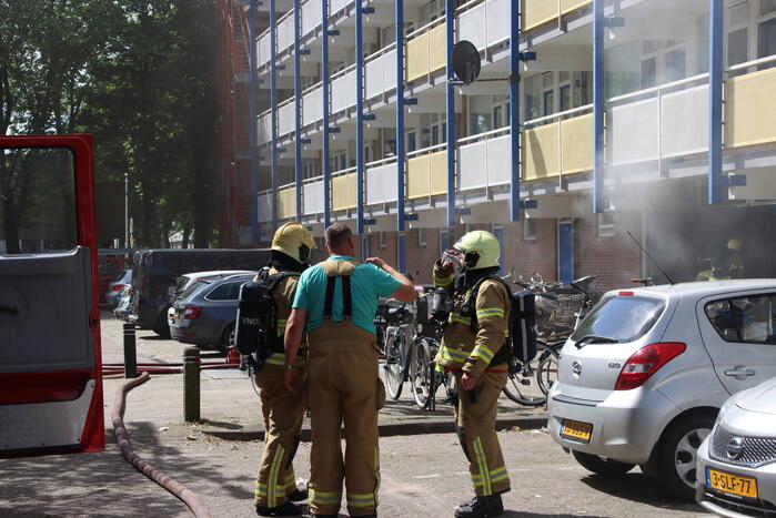 Flinke rookontwikkeling bij brand in flatgebouw
