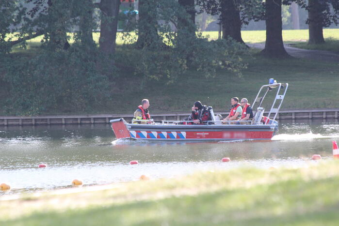 Grote zoekactie naar drenkeling in Hulsbeek Recreatiepark