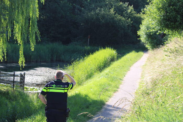 Bosgebied groots afgezet vanwege politieactie
