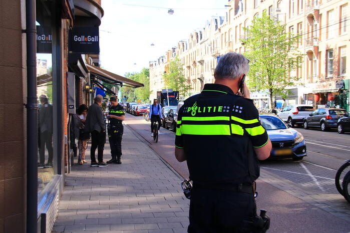 Geld buit gemaakt na overval op winkel