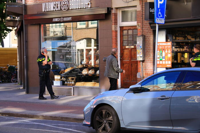 Geld buit gemaakt na overval op winkel
