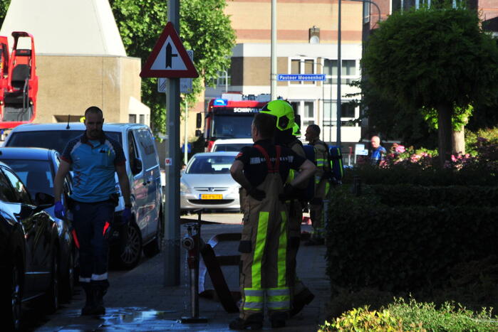 Personen uit brandende bovenwoning gered
