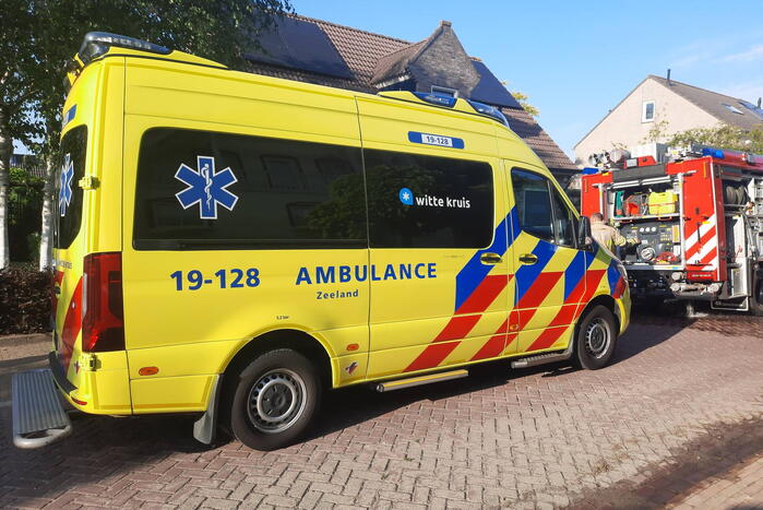 Brand in heg snel onder controle