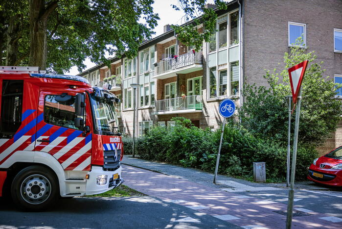 Bewoners portiekflat onwel door vreemde lucht