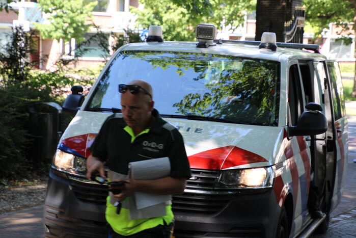 Persoon onder verdachte omstandigheden aangetroffen in bos