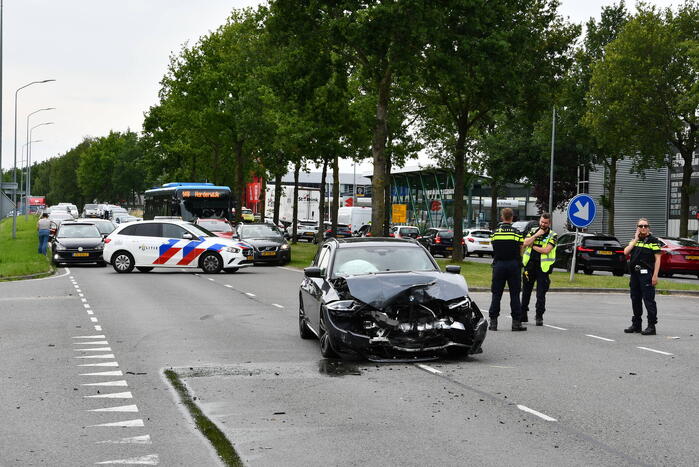 Flinke schade en lange file na ongeval