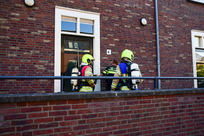 Brand in bloemenwinkel door onkruidverbranding