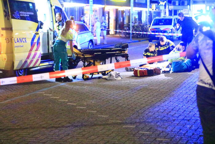 Persoon met steekwond aangetroffen op straat