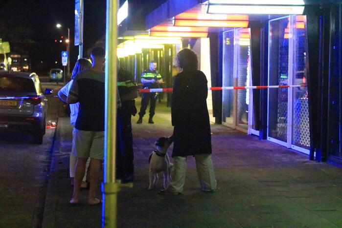 Persoon met steekwond aangetroffen op straat