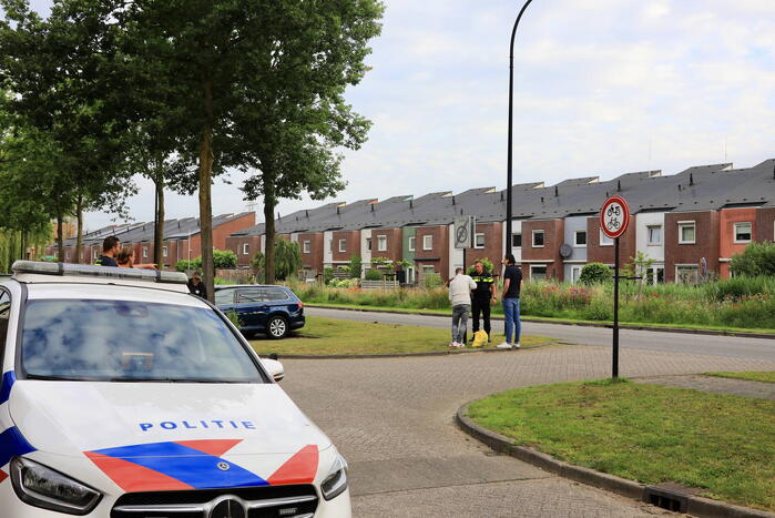 Scooterrijder met huftergedrag komt ten val