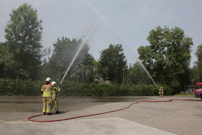 Brandweer herdenkt omgekomen collega's