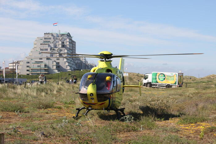 Inzet traumahelikopter op boulevard trekt veel bekijks