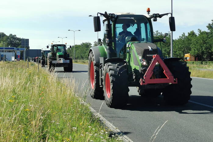 Boeren onderweg naar landelijke actie