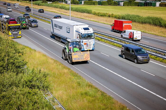 Boeren massaal onderweg naar Stroe