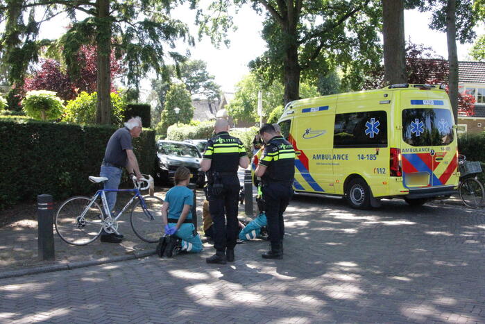 Wielrenner gewond bij aanrijding met bestelwagen
