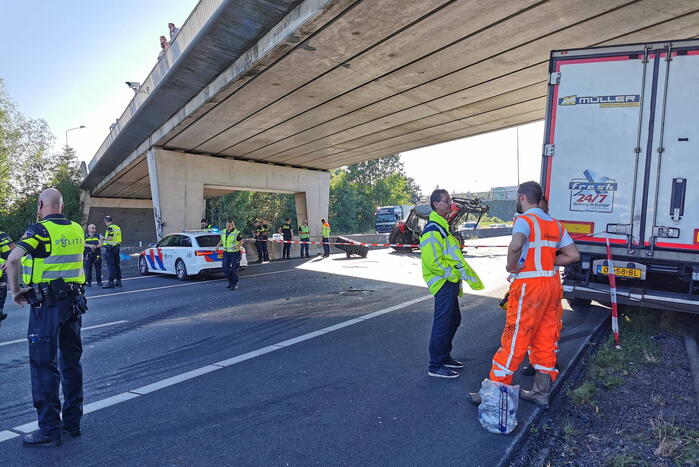 Snelweg afgesloten na ongeval met tractor