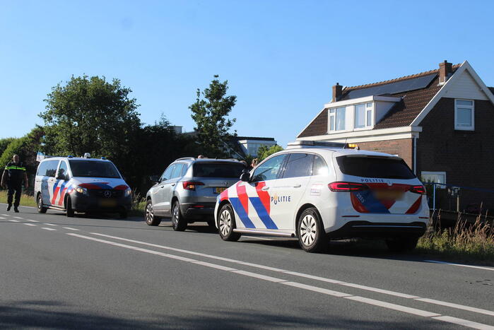 Twee auto's lopen schade op bij botsing