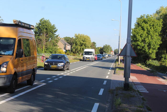 Twee auto's lopen schade op bij botsing