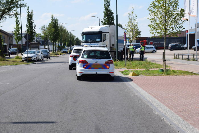 Vrachtwagen verliest liters diesel