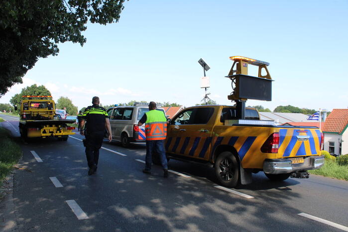 Vier voettuigen betrokken bij kettingbotsing