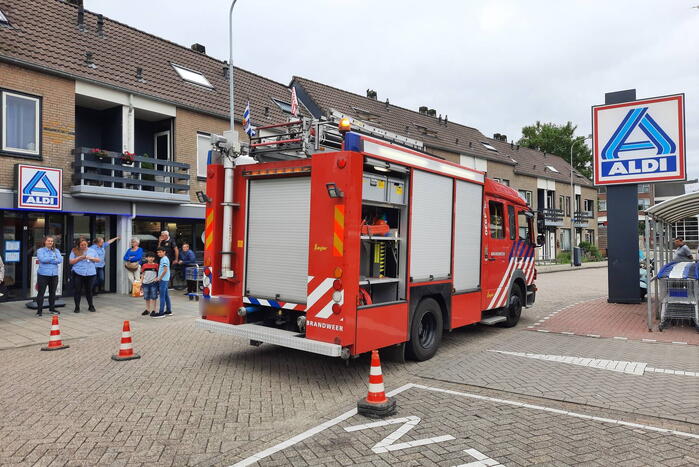 Supermarkt Aldi ontruimd vanwege koolstofmonoxide