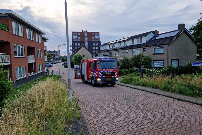 Auto rolt van dijk af