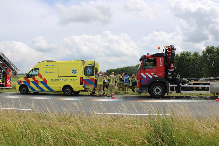 Gewond persoon aangetroffen in weiland