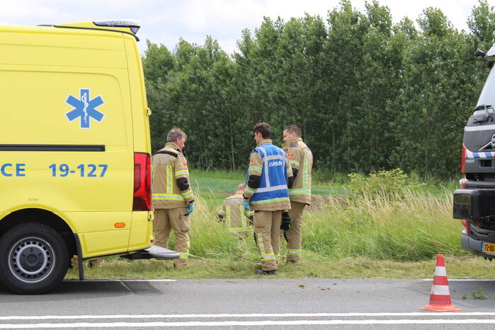 Gewond persoon aangetroffen in weiland