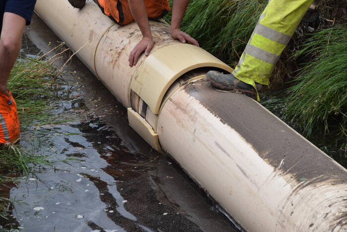 Reparatie werkzaamheden na grote lekkage in volle gang