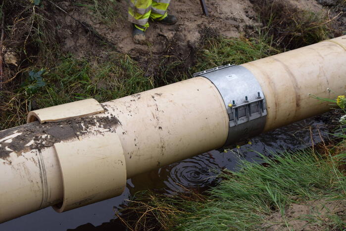 Reparatie werkzaamheden na grote lekkage in volle gang