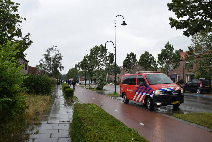 Windhoos richt grote schade aan, een dode