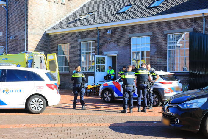 Traumahelikopter landt voor incident in voormalige zuivelfabriek Eemlandia