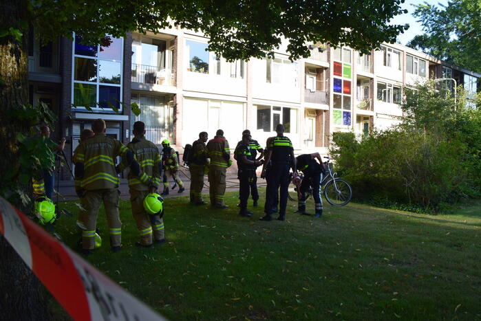 Veel hulpdiensten ingezet voor incident in woning