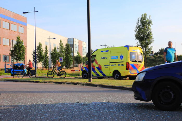 Kop-staart ongeval voor Rotonde 12