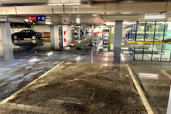 Wateroverlast in parkeergarage De Hoge Wal