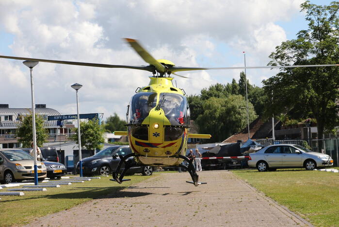 Fietser zwaargewond na frontale aanrijding op fietspad